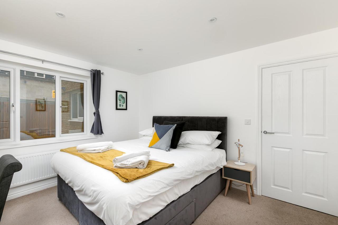 וואר Hertford Serviced Apartments מראה חיצוני תמונה