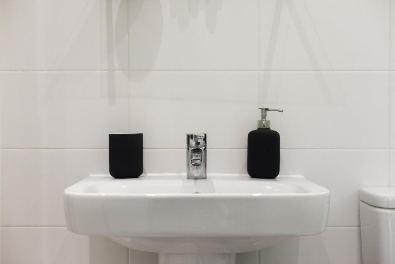 וואר Hertford Serviced Apartments מראה חיצוני תמונה