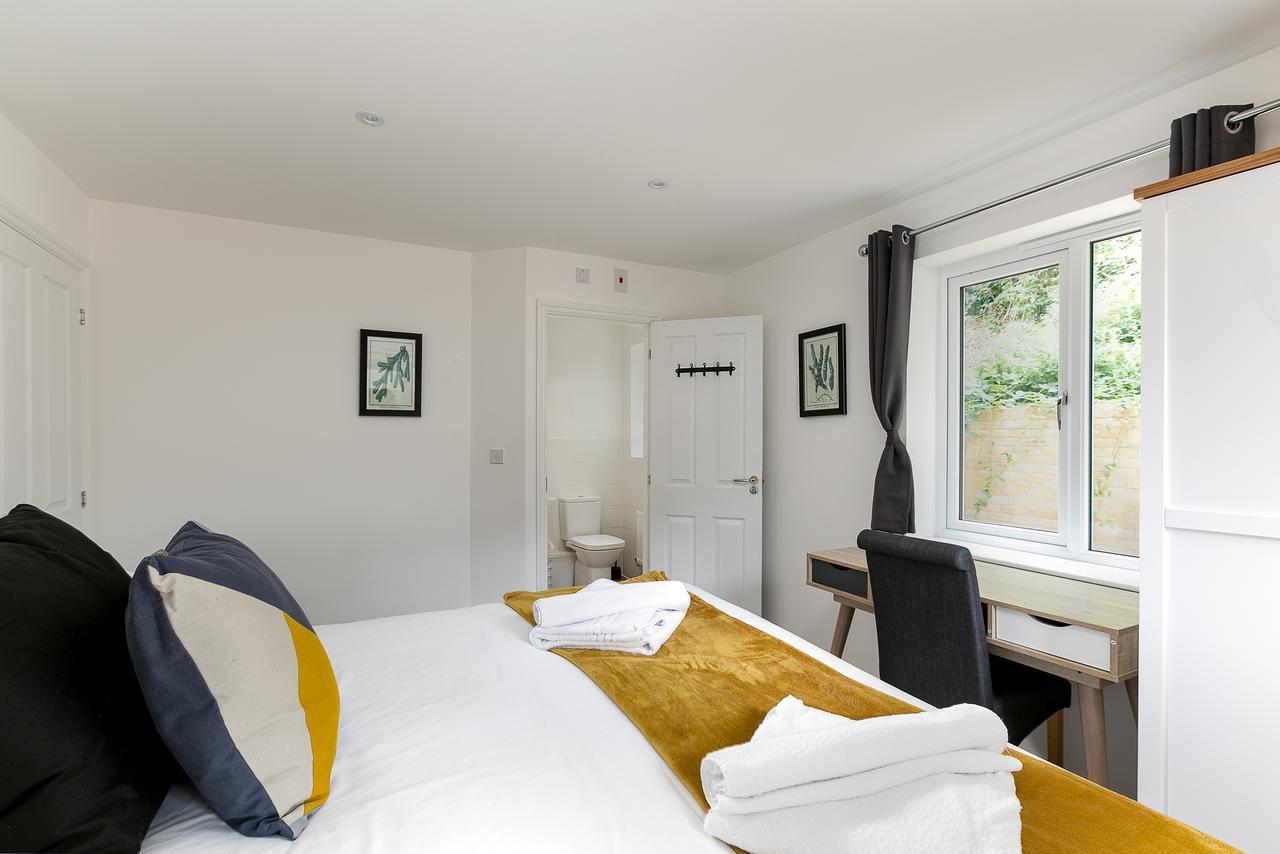 וואר Hertford Serviced Apartments מראה חיצוני תמונה